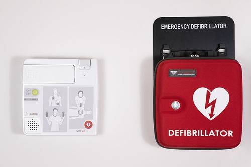 défibrillateur semi automatique dsa 